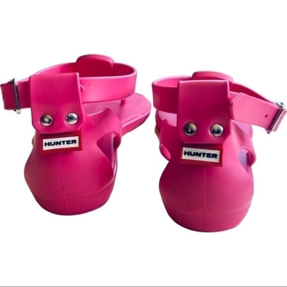 Hunter Pink T-Trap Sandals EUC - Picture 4 of 8